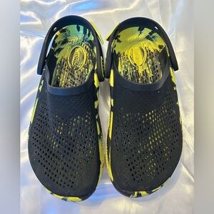 Crocs LiteRide 360 Black Mesh Yellow Marbled Clogs Unisex Size Men 5 Women 7